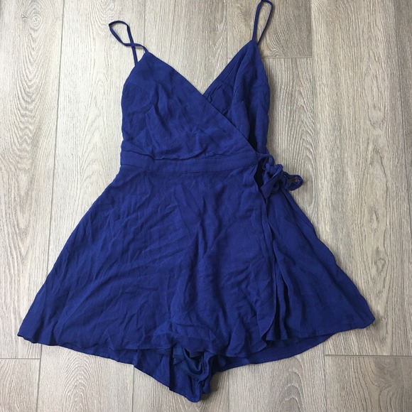 Lulus V-Neck Rayon Lined Back Zip Faux Wrap Front Skirt Romper Blue Size XS - Picture 1 of 8